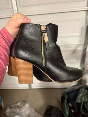 Black Ankle Booties Block Heel Women’s Size 10 Side Zip